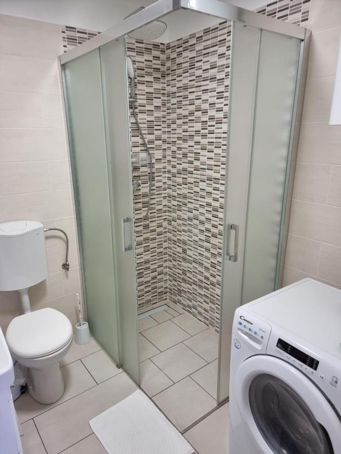 Three Stars Apartment เซนญ์ ภายนอก รูปภาพ